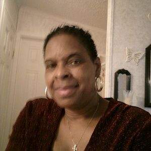 Meet your Posher, Joy